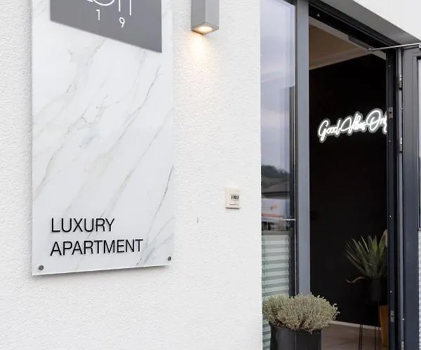 Loft19 Neu Design Luxus Maisonette Balkon Fuer 2 Personen Апартаменты Трабен-Трарбах